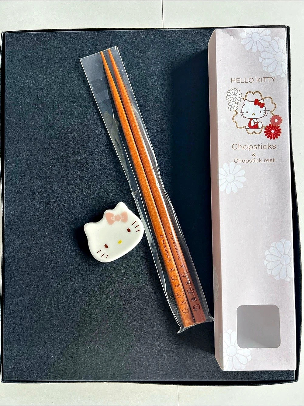 Hello Kitty Chopsticks Set Floral in Orange & Pink Like New